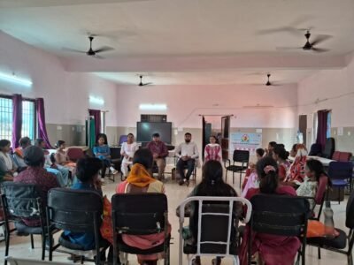 सिकल सेल मरीजों के लिए स्वास्थ्य जागरूकता और योग सत्र का हुआ आयोजन दुलदुला सामुदायिक स्वास्थ्य केंद्र में पीयर सपोर्ट मीटिंग आयोजित विशेषज्ञों ने स्वस्थ जीवनशैली और सिकल सेल बचाव की दी जानकारी