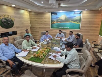 पीएम धन-धान्य कृषि योजना में जशपुर मॉडल की हुई सराहना कृषकों की आय बढ़ाने, जल संरक्षण और खरीफ तैयारियों पर विशेष जोर केंद्र सरकार ने जिले की कार्ययोजना को बताया प्रभावी
