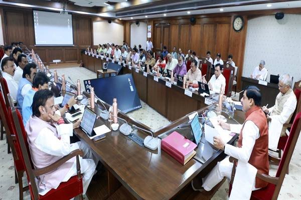 बुनियादी ढांचे, स्वास्थ्य सेवाएं और जन-कल्याण के लिए 24 हजार 200 करोड़ रूपये की स्वीकृति