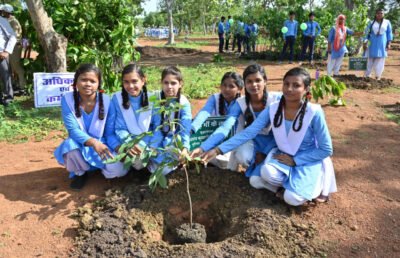 विश्व पर्यावरण दिवस 2026  हरित विकास, जल संरक्षण और जनभागीदारी से पर्यावरणीय समृद्धि की ओर बढ़ता छत्तीसगढ़