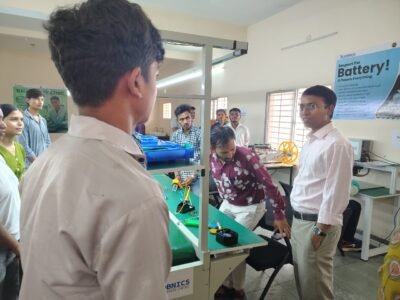 जिला पंचायत सीईओ ने प्रशिक्षण एवं विकास कार्यों का किया अवलोकन
