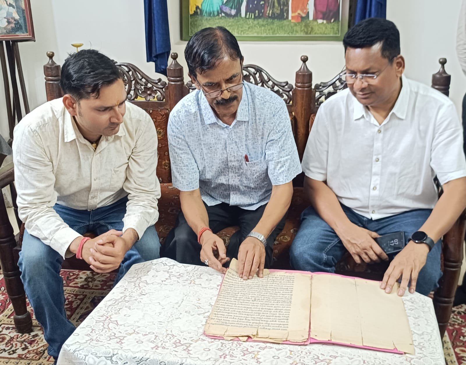 राष्ट्रीय पाण्डुलिपि सर्वेक्षण अभियान अंतिम चरण में, सरगुजा में मिली ऐतिहासिक और दुर्लभ पाण्डुलिपियां
