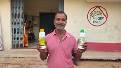 नैनो तकनीक से जिले के कृषि क्षेत्र में बड़ा बदलाव: खेतों में नैनो यूरिया और डीएपी का सफल प्रयोग प्रगतिशील किसान शंकर लाल गुप्ता बने रोल मॉडल, कम लागत में बेहतर उत्पादन का दिया संदेश