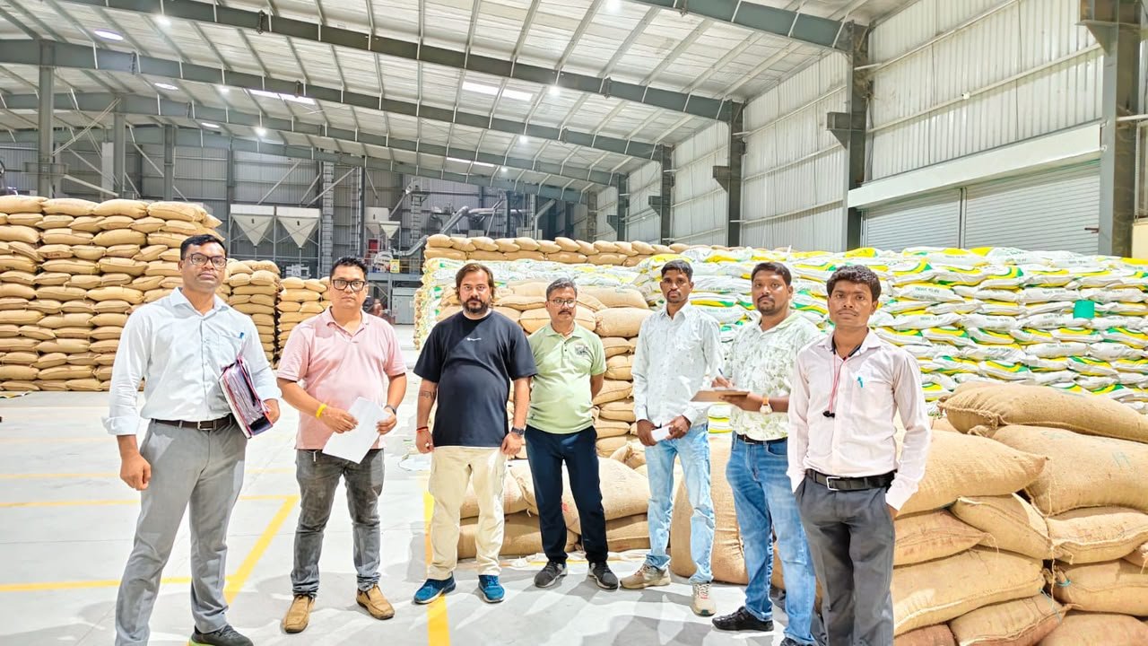 किसानों के हित में राज्य स्तरीय निरीक्षण दल की बड़ी कार्रवाई : पान सीड्स प्रा. लि. के 75 हजार बोरी धान बीज के विक्रय पर प्रतिबंध, कारण बताओ नोटिस जारी