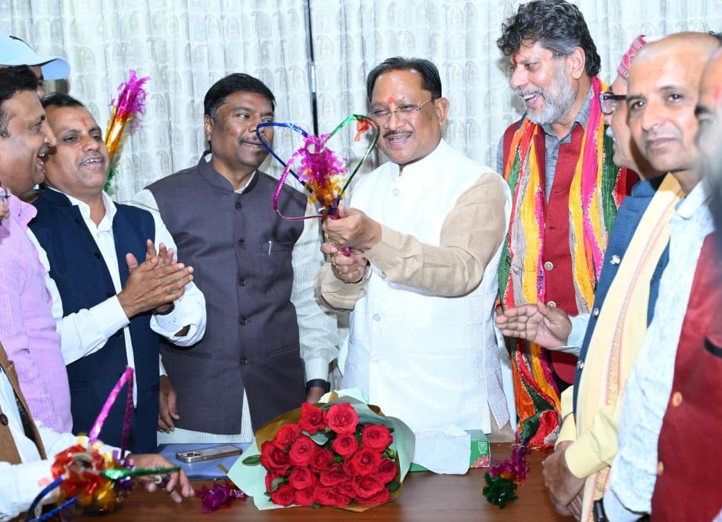 बस्तर गोंचा महापर्व 2026 का निमंत्रण लेकर मुख्यमंत्री विष्णु देव साय से मिले प्रतिनिधि