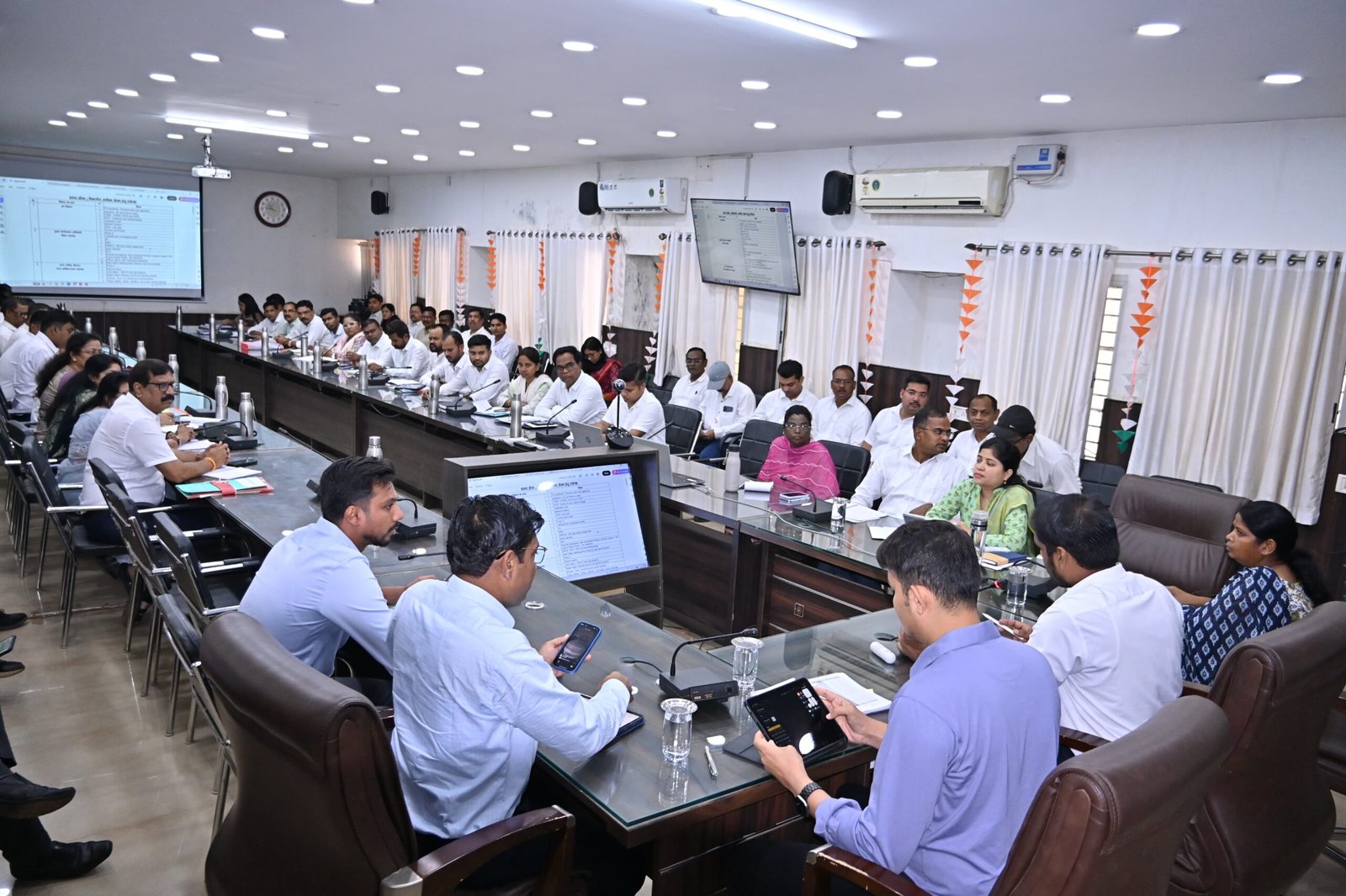 युवाओं को राष्ट्र निर्माण से जोड़ने माय भारत अभियान तेज होगा: कलेक्टर अबिनाश मिश्रा