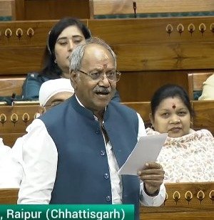 किसानों की उपज का मिले सही मूल्य, ऑपरेशन ग्रीन्स को रियल-टाइम और किसान-केंद्रित बनाने की सांसद बृजमोहन की मांग
