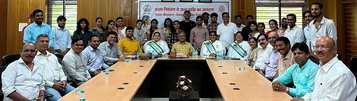 आत्म-नियंत्रण और मेडिटेशन ही आज के युवाओं की सबसे बड़ी अंतःशक्ति: प्रो. मनोज दयाल