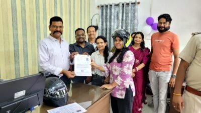 नवाटोली में श्रीजी परिवहन सुविधा केन्द्र का हुआ शुभारंभ, 5 लोगों को वितरित किए गए लर्निंग लाइसेंस