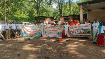 खुड़िया रानी धार्मिक स्थल में स्वच्छता श्रमदान का आयोजन जनप्रतिनिधियों एवं ग्रामीणों ने बढ़-चढ़कर लिया भाग