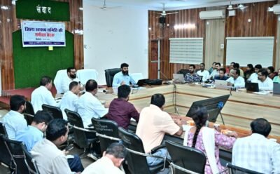 102, 108 और 1099 एम्बुलेंस सेवाएं हर समय रहें सक्रिय अस्पताल से छुट्टी से पहले नवजात का बने जन्म प्रमाण-पत्र सर्पदंश और रेबीज के मरीजों को मिले तत्काल निःशुल्क उपचार