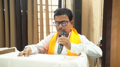 जशपुर नगर पालिका के नवनिर्वाचित एवं मनोनीत पार्षदों ने ली पद एवं गोपनीयता की शपथ वार्ड 08 एवं 14 के दो नवनिर्वाचित तथा शासन द्वारा मनोनीत पांच पार्षदों ने ग्रहण किया पदभार