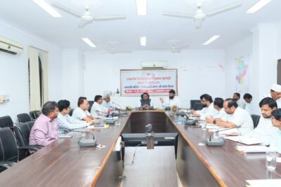 एनएमसी के सभी मानकों के अनुरूप समय पर पूरी हों अधोसंरचना और मानव संसाधन की व्यवस्थाएं: आयुक्त श्री दुग्गा
