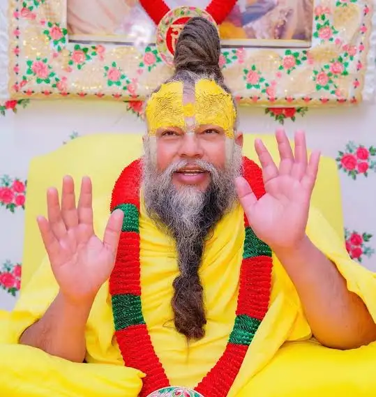 नेपाल से अकेले वृंदावन पहुंचे भाई-बहन, दोनों बच्चों की अनोखी भक्ति देख भावुक हुए प्रेमानंद महाराज