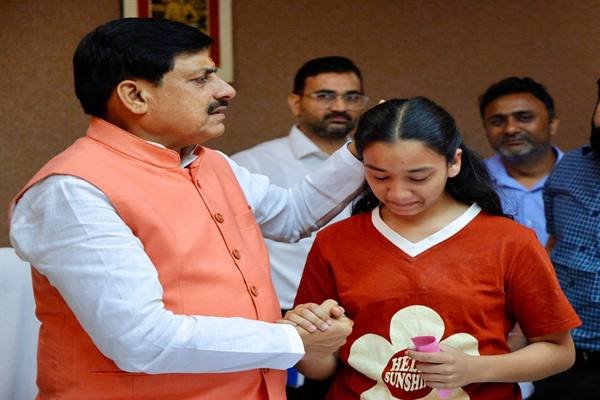 मासूम बच्चों अव्यक्त और प्रेक्षा के परिजनों के साथ है सरकार : मुख्यमंत्री डॉ. यादव