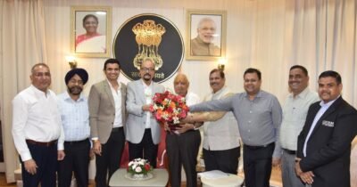 राज्यपाल  डेका से निजी विश्वविद्यालयों के पदाधिकारियों ने की भेंट