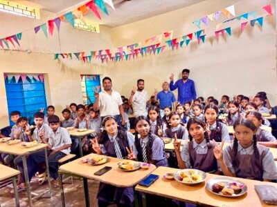500 विद्यालयों में पोषण, पर्यावरण और सहभागिता का संगम, बैगलेस डे पर सूरजपुर की अनूठी पहल