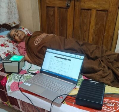 संवेदनशील सुशासन की सशक्त मिसाल: पक्षाघात से पीड़ित दिव्यांग महिला के घर पहुंची आधार सेवा, मुख्यमंत्री  विष्णुदेव साय की जनकेंद्रित शासन व्यवस्था का दिखा मानवीय चेहरा