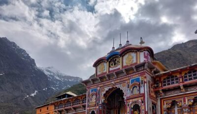 राम मंदिर के बाद अब बद्रीनाथ धाम में चढ़ावा चोरी का आरोप, जांच के लिए कमेटी गठित; PA सस्पेंड