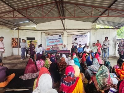 सरगुजा जिले की सभी 439 ग्राम पंचायतों में आयोजित हुआ ’रोजगार एवं आवास दिवस’ सीईओ विनय कुमार अग्रवाल ने गणेशपुर एवं सलका का किया निरीक्षण, कार्यक्रम में हुए शामिल आवास और विकास कार्यों को गुणवत्ता के साथ समयसीमा में पूर्ण कराने के दिए निर्देश