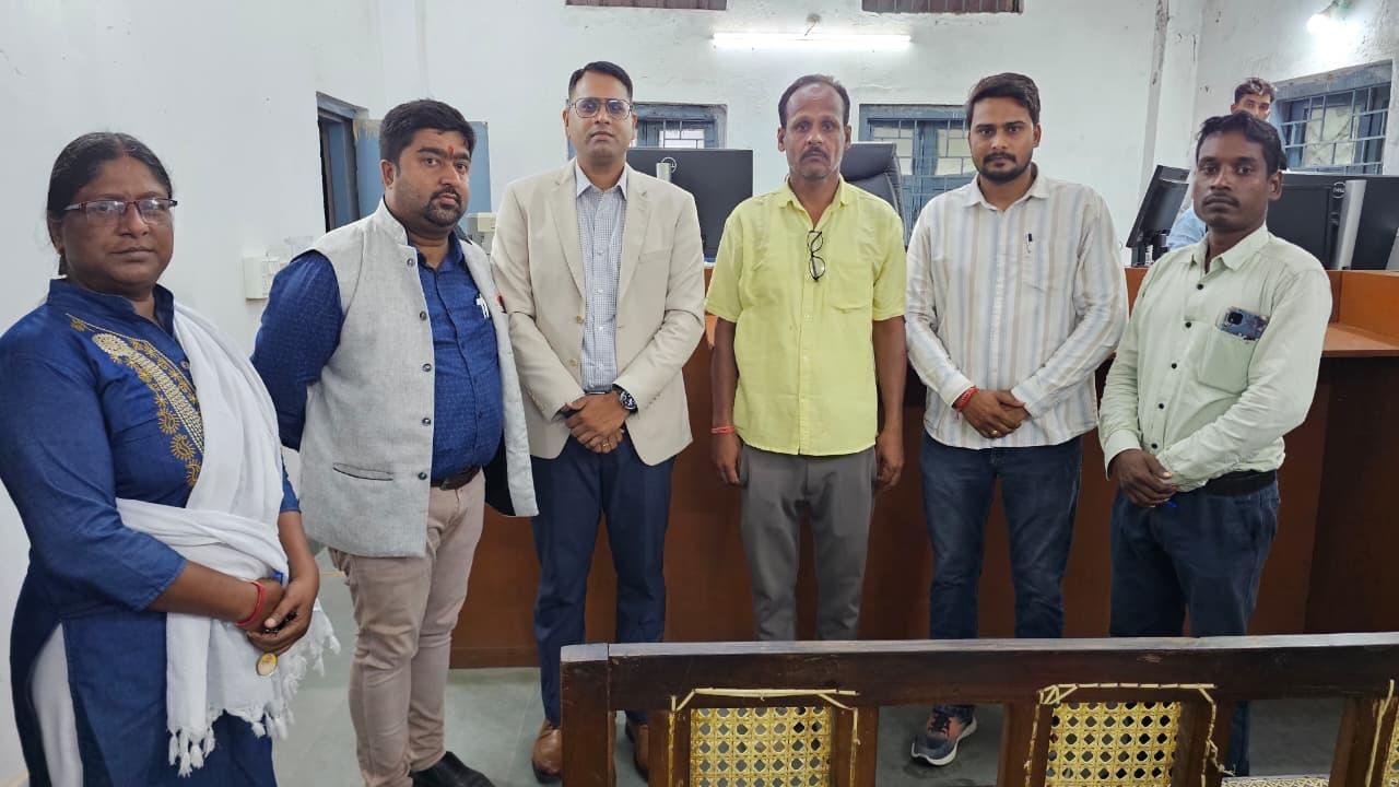 विशेष लोक अदालत में चेक अनादरण प्रकरणों का हुआ निराकरण