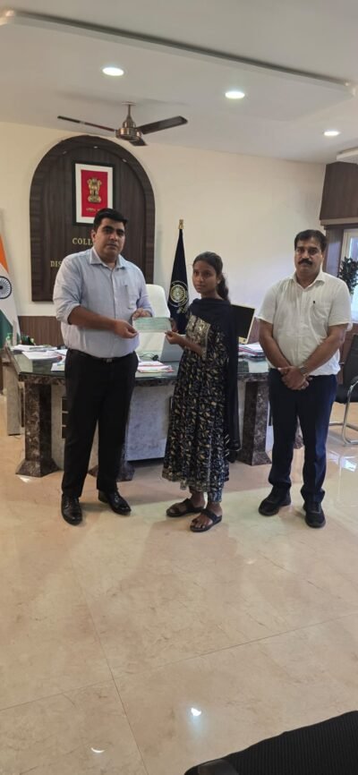 आर्थिक चुनौतियों के बीच शिक्षा के सपनों को मिला संबल डीएमएफटी ‘स्वामी विवेकानंद जिला खनिज न्यास शिक्षा प्रोत्साहन योजना’ से उच्च शिक्षा की राह हुई आसान