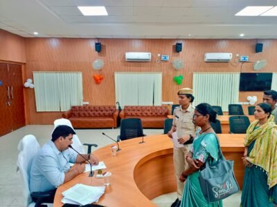 जनदर्शन में कलेक्टर ने सुनी आम नागरिकों की समस्याएं, अधिकारियों को समय-सीमा में निराकरण के निर्देश