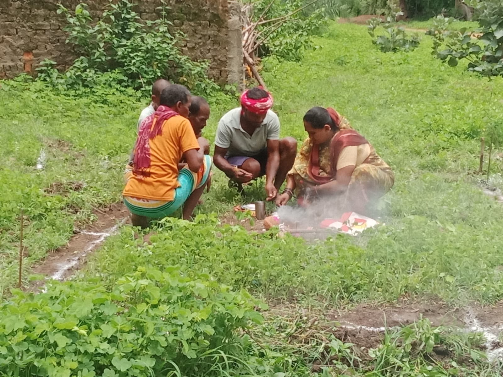 मेरी बेटी मेरा अभिमान’ अभियान के तहत नवागांव( सा) में बालिका शौचालय निर्माण शुरू