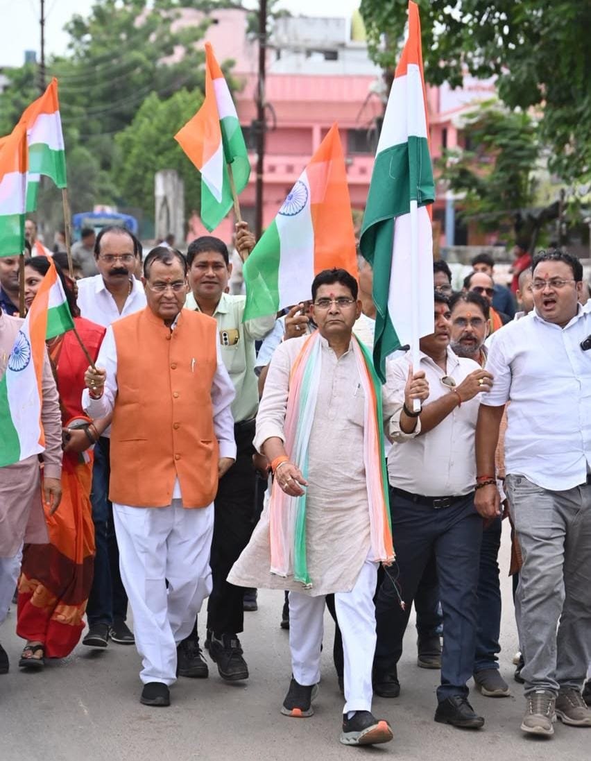 तिरंगा सिर्फ एक कपड़ा नहीं, हमारी संप्रभुता का प्रतीक, शहीदों के बलिदान को रखें अमर-राजस्व मंत्री टंक राम वर्मा