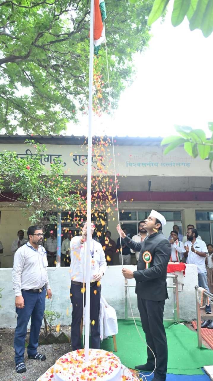 धमतरी में 80वां स्वतंत्रता दिवस समारोह