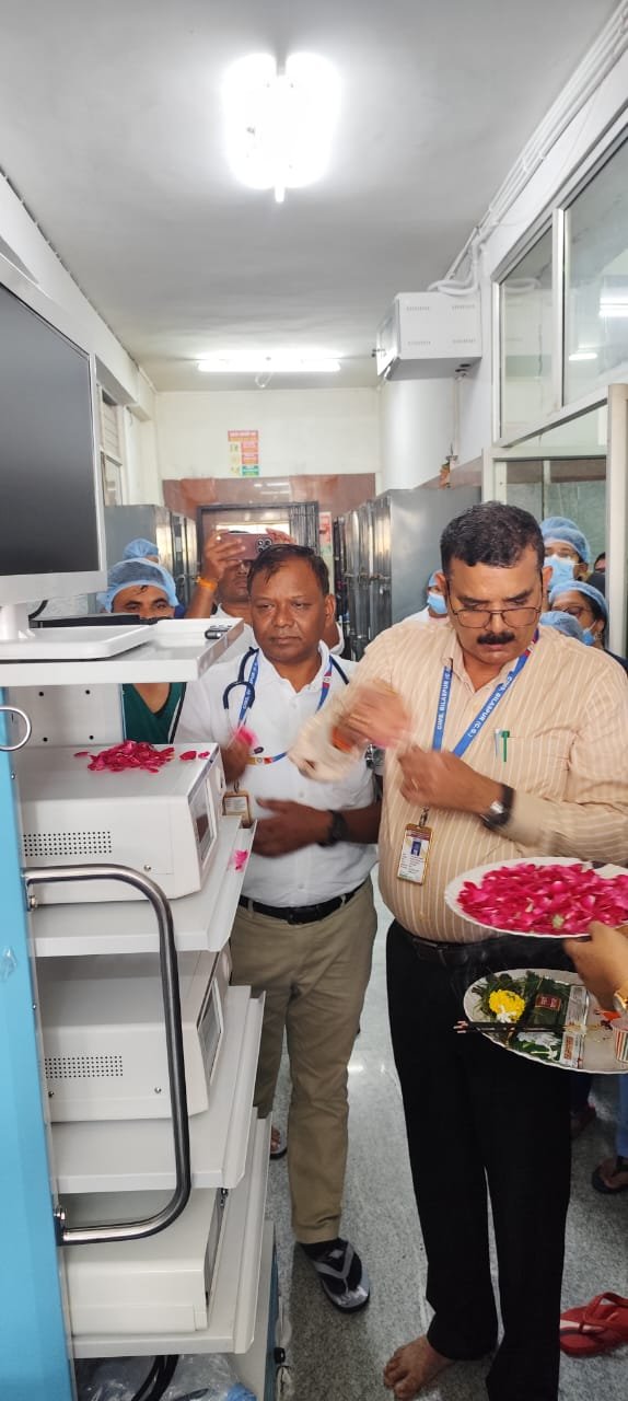 स्वास्थ्य मंत्री श्याम बिहारी जायसवाल की पहल से सिम्स में नी-आर्थ्रोस्कोपी और सी-आर्म मशीनों का शुभारंभ