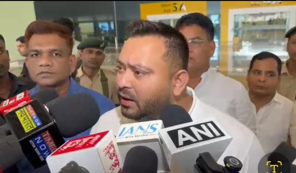 Video news आरक्षण पर तेजसवी का एनडीए पर बड़ा हमला…  गुड़ खाये, गुलगुले से परहेज! : तेजस्वी यादव, नेता प्रतिपक्ष बिहार