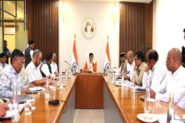 प्रदेश में बनी दो हजार नयी दुग्ध सहकारी समितियां