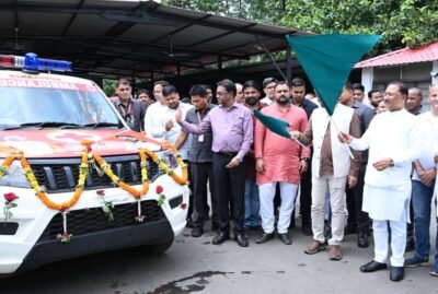 मुख्यमंत्री विष्णु देव साय ने धरसींवा विधानसभा को दी निःशुल्क एम्बुलेंस की सौगात