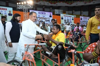 दिव्यांगजनों के सम्मान और सशक्तीकरण के लिए सरकार निरंतर प्रतिबद्ध : मुख्यमंत्री  विष्णु देव साय