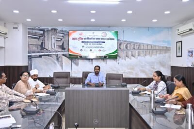युवाओं को नशे से दूर रखकर स्वस्थ एवं सशक्त समाज का निर्माण हमारी सामूहिक जिम्मेदारी : कलेक्टर  अबिनाश मिश्रा