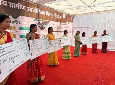 पूर्व में नक्सल प्रभावित गांव से आत्मनिर्भरता की उड़ान- सीमेंट ईंट व्यवसाय से बदली सोयम समसाद की जिंदगी