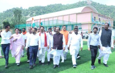 उप मुख्यमंत्री अरुण साव ने बहुउद्देशीय मिनी स्टेडियम और इनडोर हॉल का किया लोकार्पण