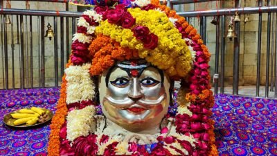 क्या आप जानते हैं? UP में बसे हैं महादेव के ये 6 अद्भुत धाम, हर मंदिर से जुड़ी है अनोखी कहानी, इस सावन जरूर करें दर्शन