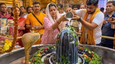 पुत्रकारक सोम प्रदोष में सावन की दूसरी सोमवारी आज, मंदिरों में दिनभर होगा जलाभिषेक