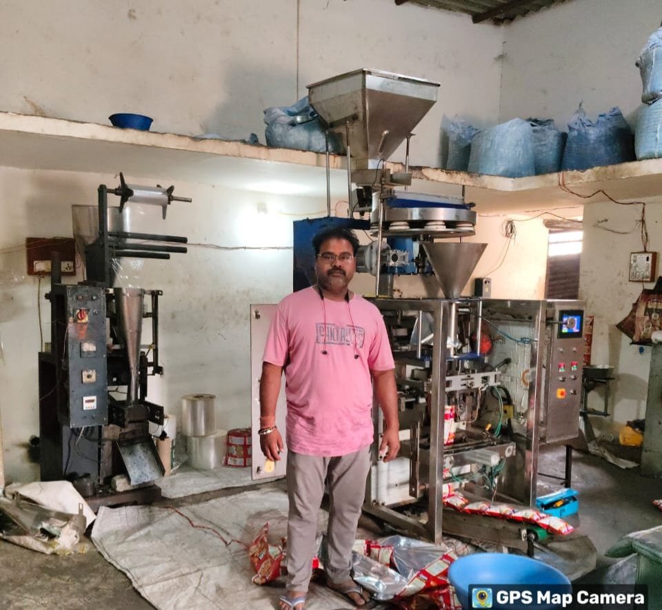 सेवा संकल्प अभियान बड़े निवेश की चिंता हुई दूर, सरकारी योजना के सहारे सूरज कुमार ने खड़ा किया सफल नमकीन व्यवसाय