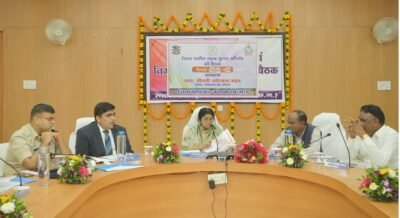 सांसद  ज्योत्सना महंत ने ली जिला स्तरीय सड़क सुरक्षा समिति की बैठक