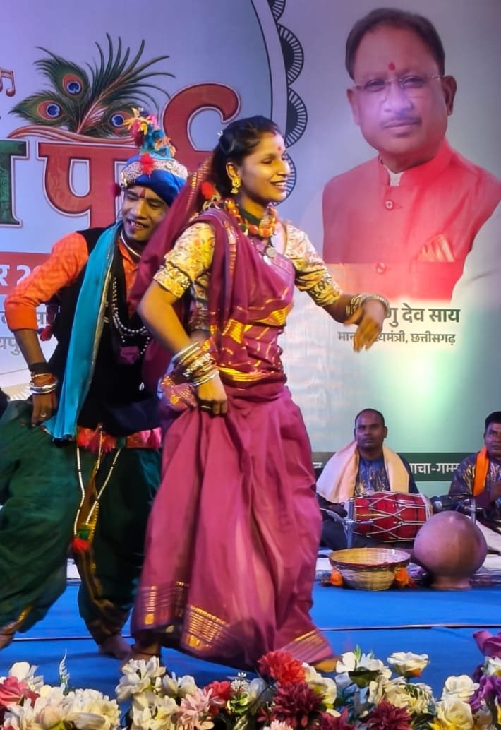 लोकसुरों में गूंजा छत्तीसगढ़ का लोकमन, ‘लोरिक चंदा’ से ददरिया-चंदैनी तक बिखरी संस्कृति की रंगत