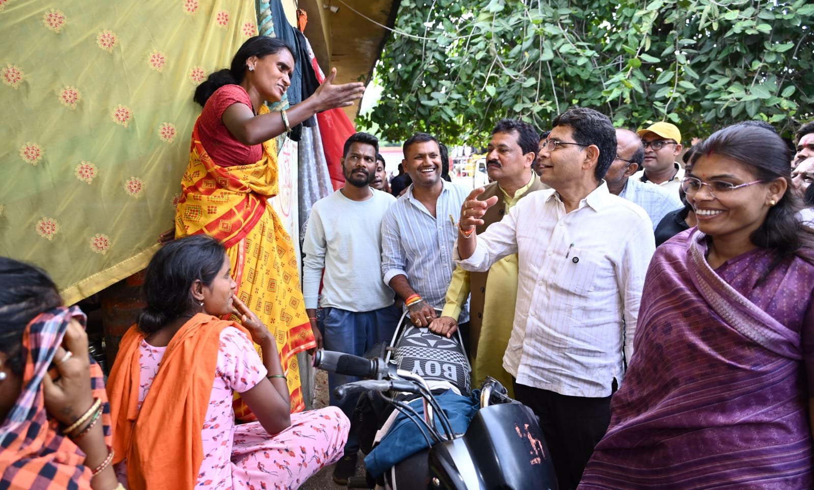 सरकार बाढ़ प्रभावित परिवार को करेगी हरसंभव मदद- राजस्व मंत्री टंक राम वर्मा