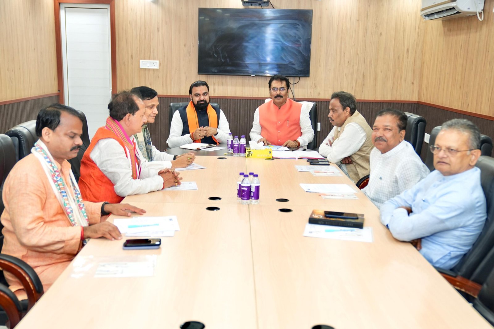 बिहार भाजपा कोर कमिटी की बैठक  प्रदेश अध्यक्ष संजय सरावगी, मुख्यमंत्री सम्राट चौधरी और राष्ट्रीय महामंत्री विनोद तावड़े रहे मौजूद