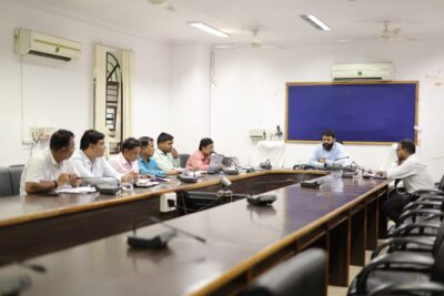 नगरीय निकाय विकास कार्यों की समीक्षा