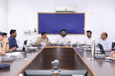 सड़क सुरक्षा को लेकर प्रशासन सख्त, दुर्घटनाओं में कमी लाने प्रभावी कदम उठाने के निर्देश