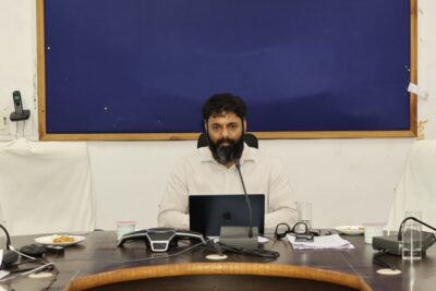 कलेक्टर  रोहित व्यास ने स्कूल शिक्षा विभाग की समीक्षा की
