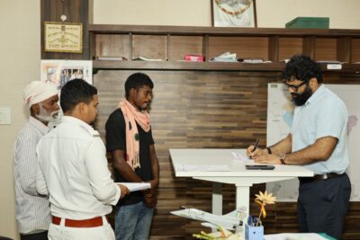 कलेक्टर  रोहित व्यास ने जनदर्शन में सुनी आमजन की समस्याएं समयबद्ध, त्वरित एवं गुणवत्तापूर्ण निराकरण सुनिश्चित करने के दिए निर्देश