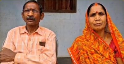 बढ़ई कामेश्वर प्रजापति को श्रमिक पेंशन से मिला आर्थिक संबल